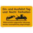 Hinweisschild SafetyMarking®, "Ein- und Ausfahrt Tag und Nach freihalten"
